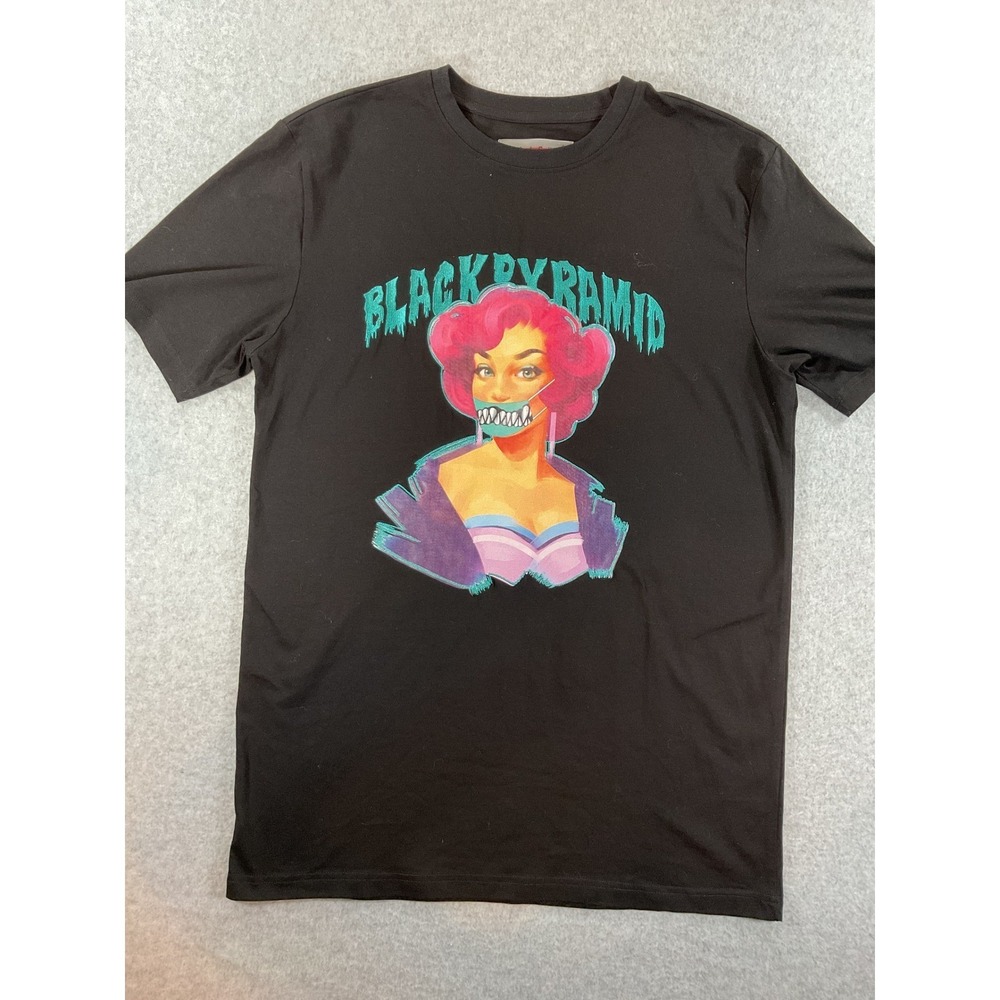Black Pyramid Mens Graphic T-Shirt Chris Brown Shark Mask Pink Black Med #665
